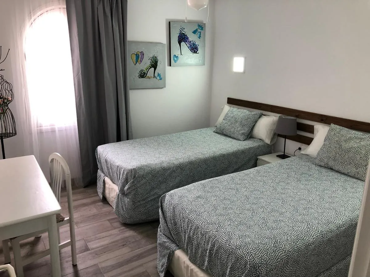 Apartamento con piscina y vistas -Le Petit Paradis Costa Teguise